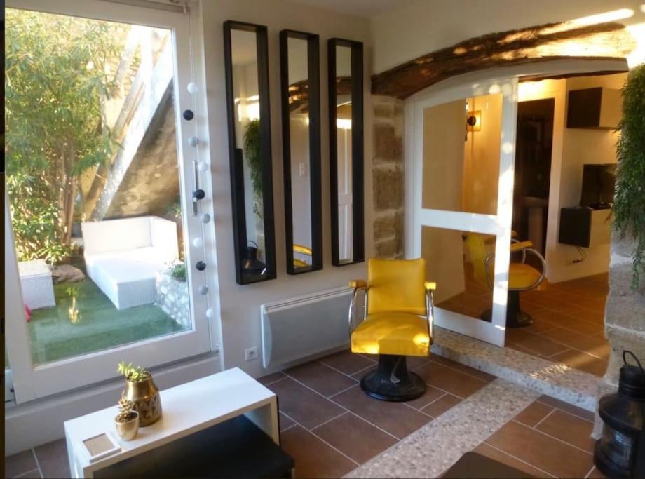 La Vue Sur Le Mont Ventoux, Appartement & Parking 卡拉讷 外观 照片